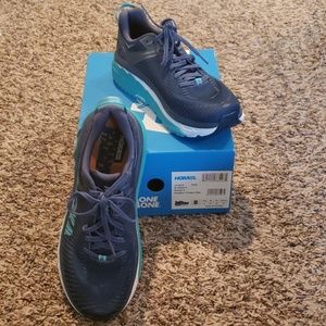 Hoka Arahi 2 Running Shoes